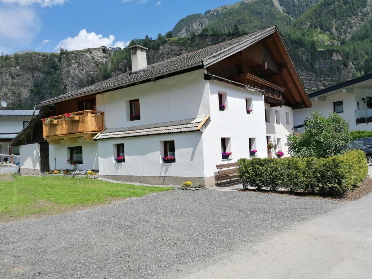 Ferienhaus Schoepf - Die Hoamat Längenfeld Extérieur photo